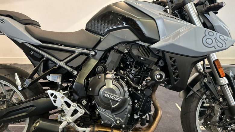 Suzuki Gsx-S GSX800RQM4 (24MY)
